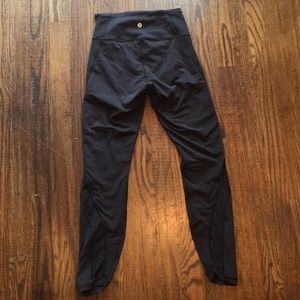 Lululemon black leggings